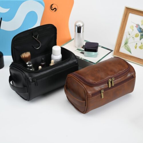 Kulturbeutel zum Aufhängen​ aus Leder schwarz und weiß